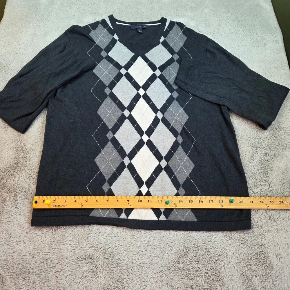 Banana Republic Silk Cashmere Argyle Sweater Mens L V-Neck Knit Charcoal Grey